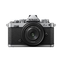 Camara Nikon Z FC + Lente Nikkor Z 28MM F/2.8 Se